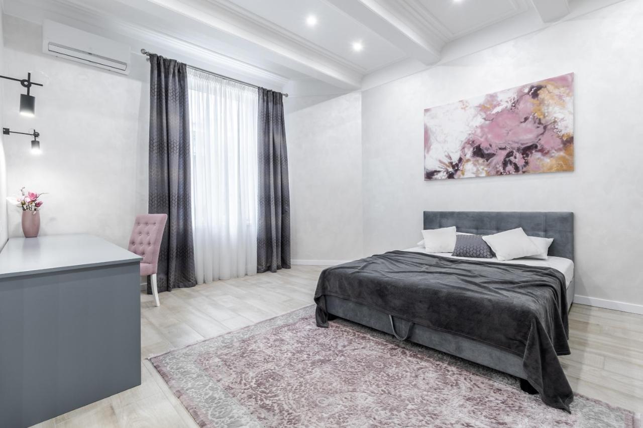 Inshiapartments On Lysenka Str Lviv Extérieur photo